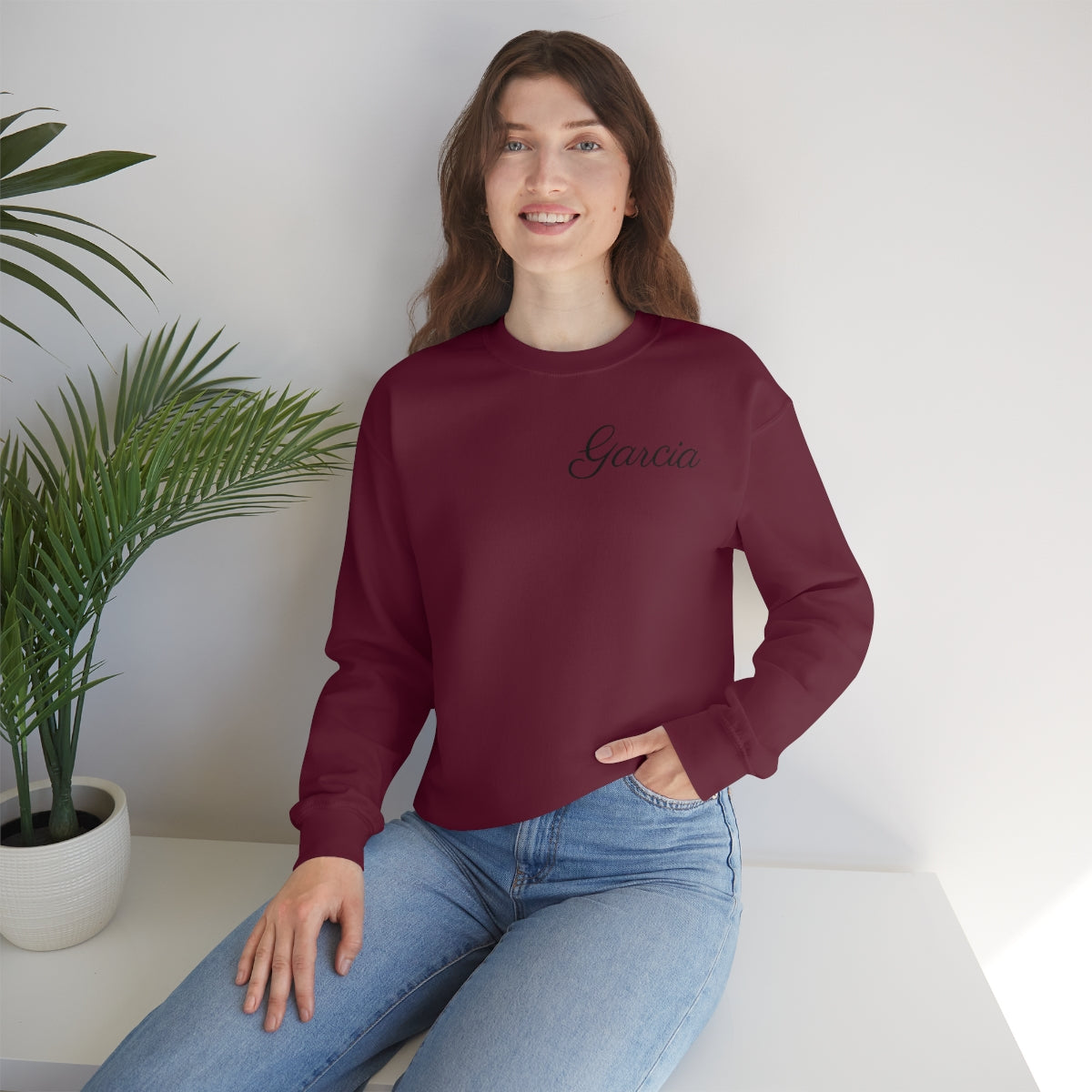 Riviera Unisex Heavy Blend™ Crewneck Sweatshirt