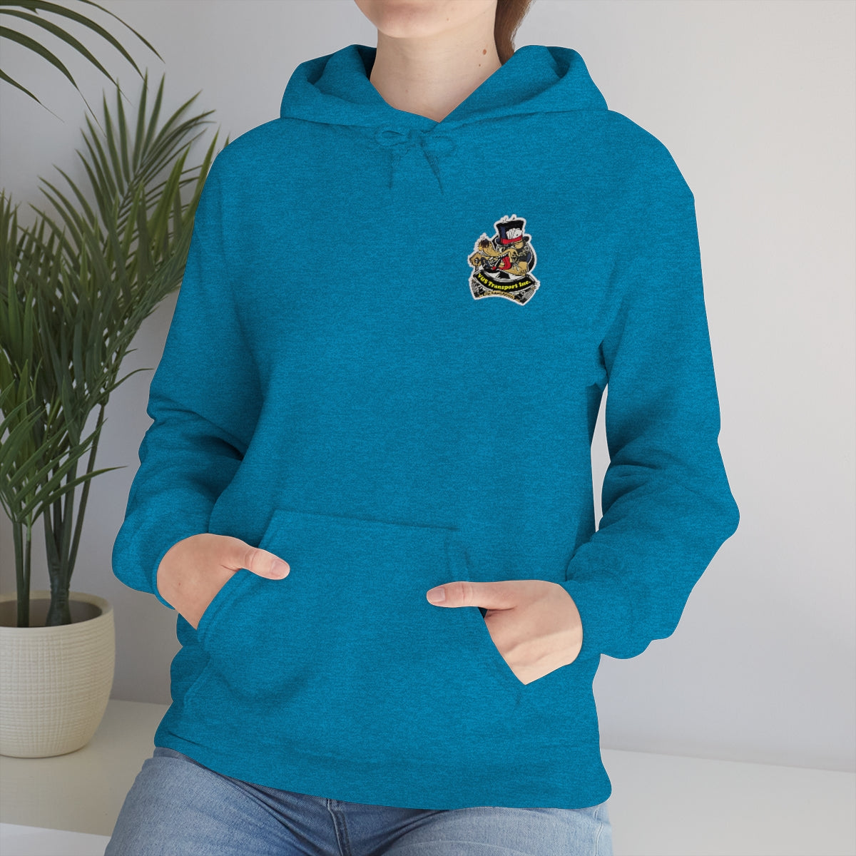 V&S Unisex Heavy Blend™ Hooded Sweatshirt