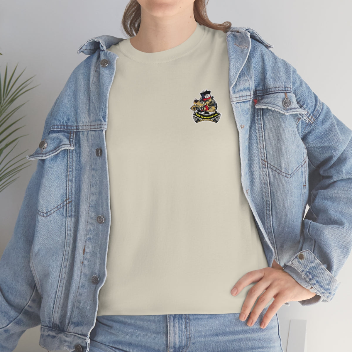 V&S Unisex Heavy Cotton Tee