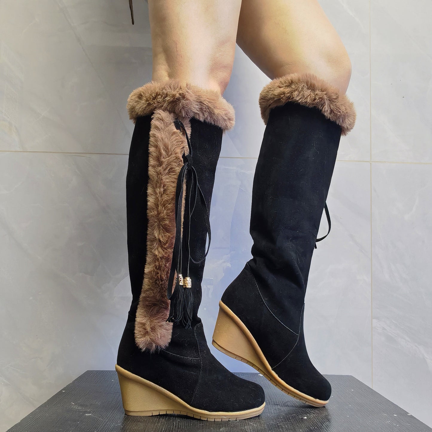 Women's Plush High Boots / Wedge Soles