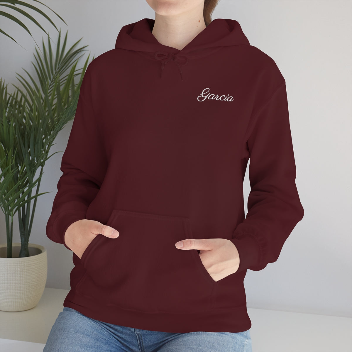 Riviera Unisex Heavy Blend™ Hooded Sweatshirt