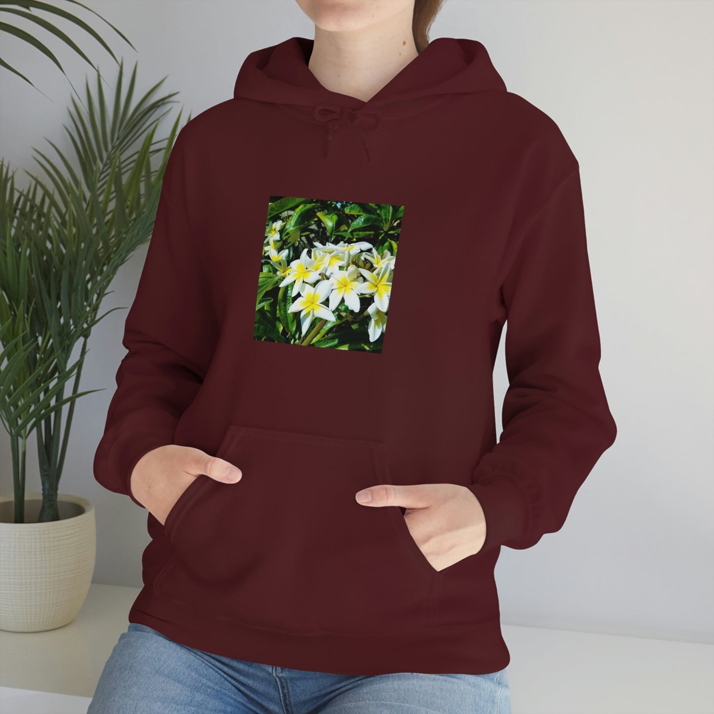 Islander Plumeria Unisex Heavy Blend™ Hooded Sweatshirt