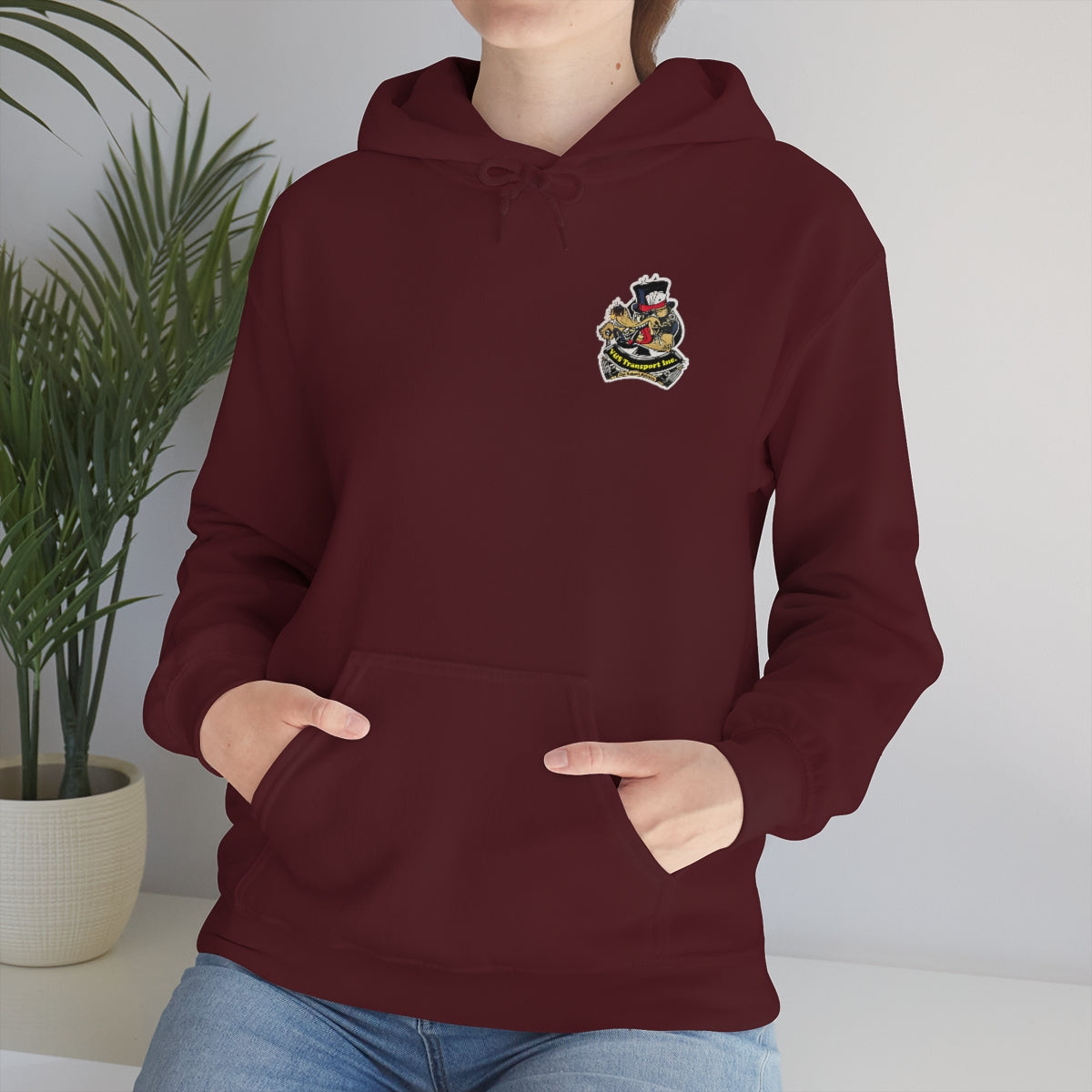 V&S Unisex Heavy Blend™ Hooded Sweatshirt